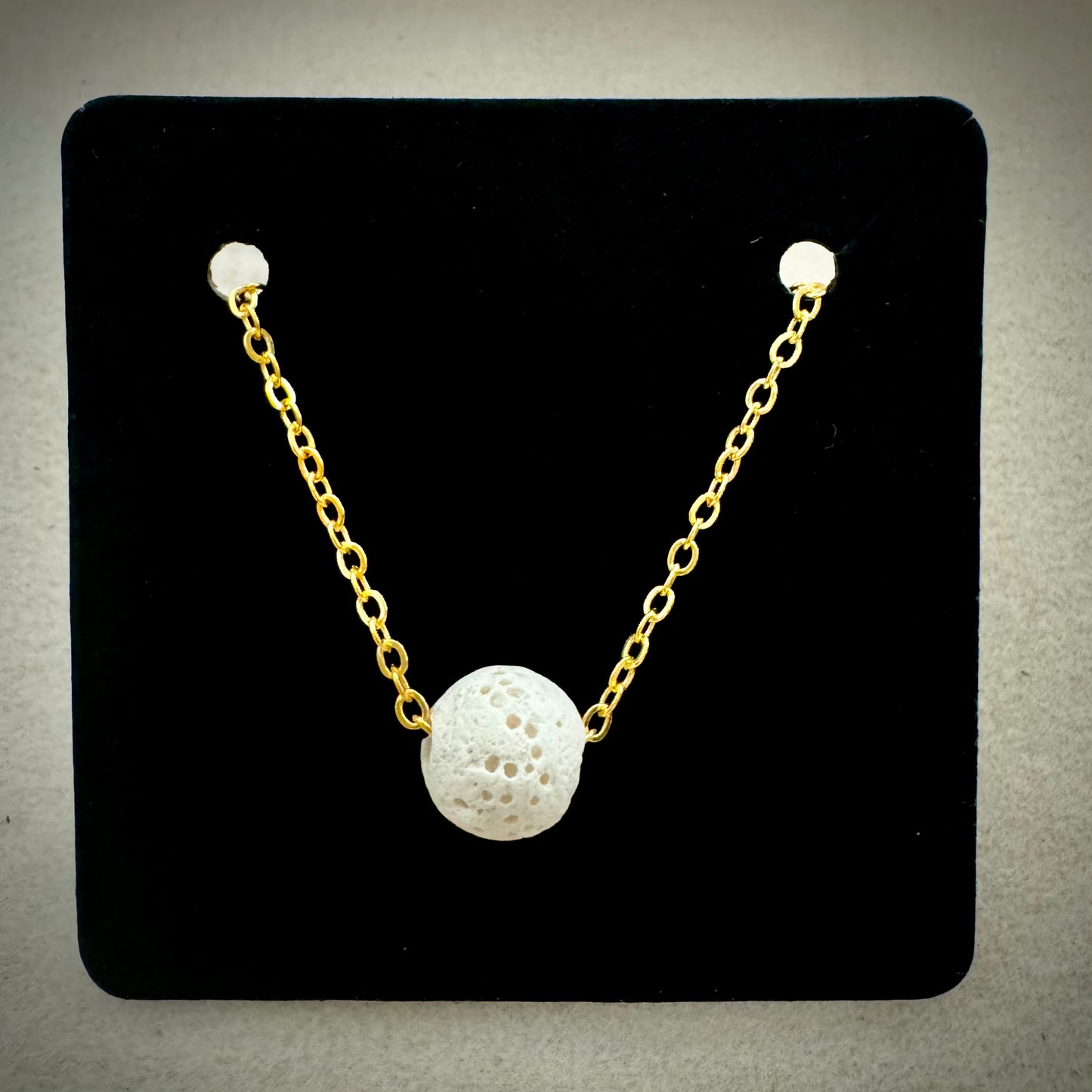 Aromatherapy Diffusion Lava Stone Necklace: Single Bead